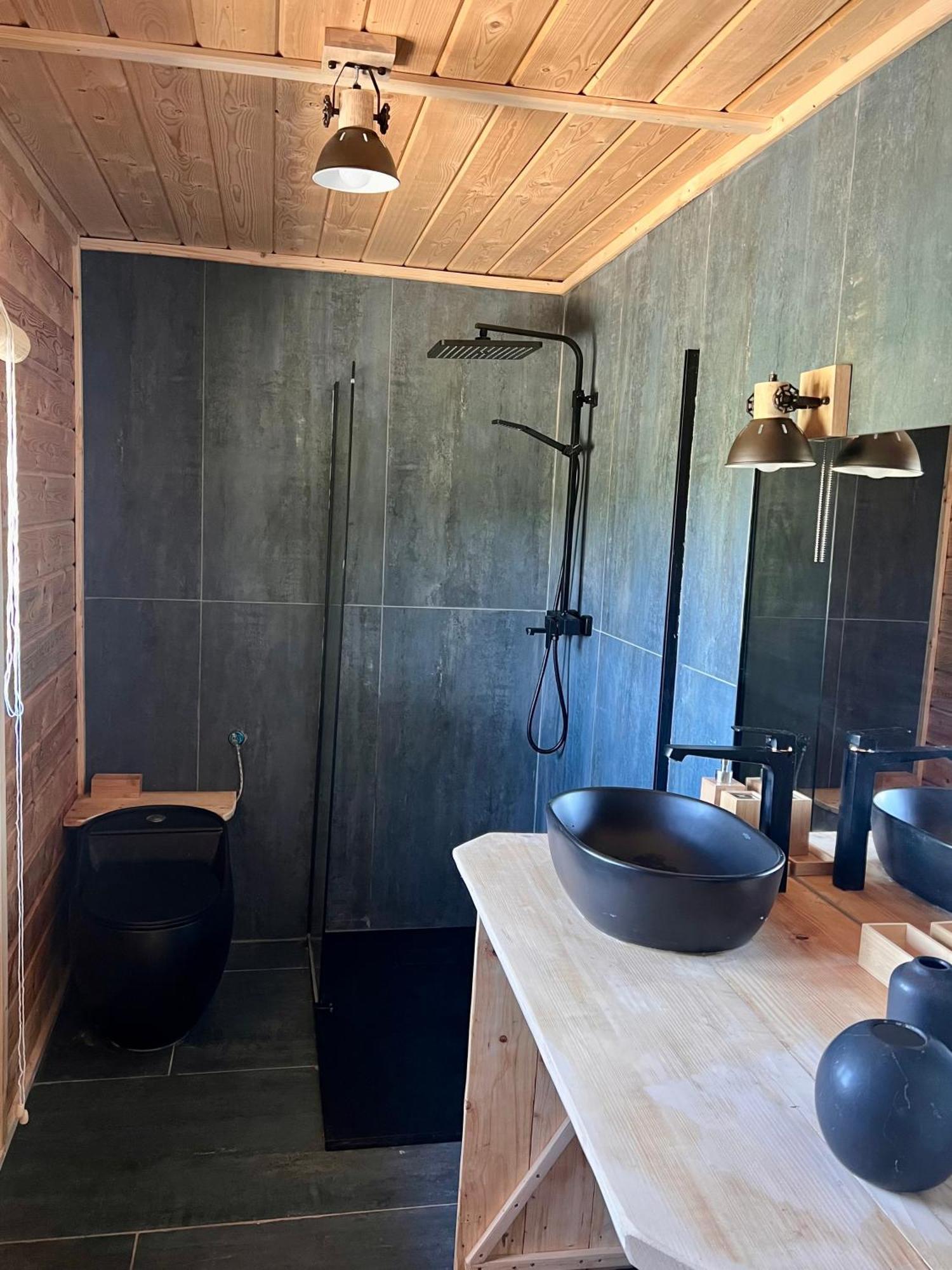 Osada Kabardia Appartement Nowica Buitenkant foto